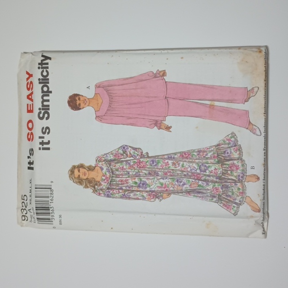 Rare Simplicity 9325 Sewing Pattern 039363162889 ©1994